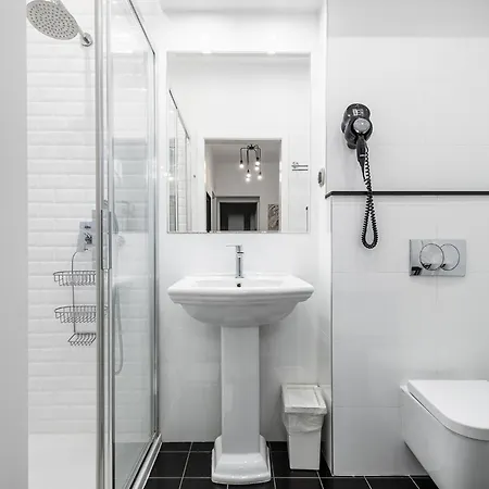 Rentplanet - Apartamenty Chmielna Warsaw Exterior photo