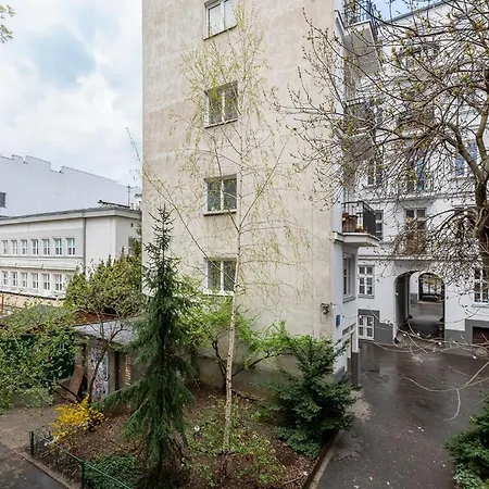 Rentplanet - Apartamenty Chmielna Warsaw Exterior photo