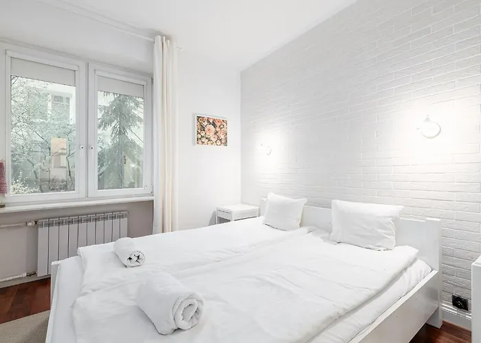 Rentplanet - Apartamenty Chmielna